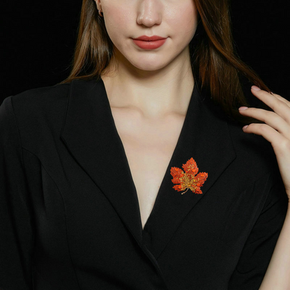Foglia Brooch (Crystals)