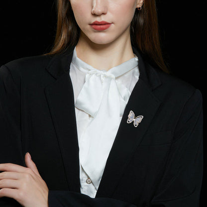 Farfallina Brooch (Blue Crystal)