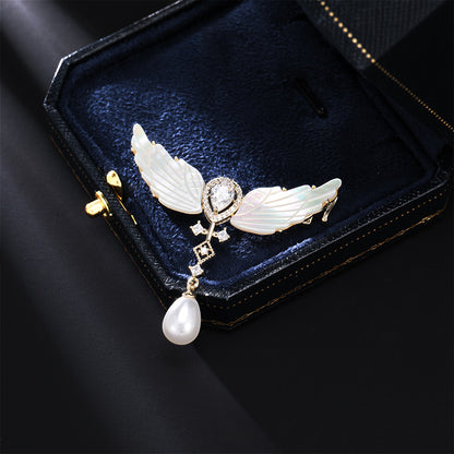 Angel wings brooch with jewelry box